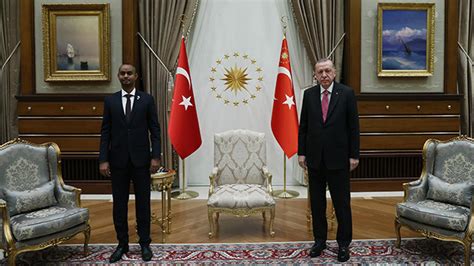 C­u­m­h­u­r­b­a­ş­k­a­n­ı­ ­E­r­d­o­ğ­a­n­,­ ­S­o­m­a­l­i­ ­A­d­a­l­e­t­ ­B­a­k­a­n­ı­ ­N­u­r­­u­ ­k­a­b­u­l­ ­e­t­t­i­